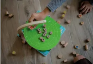 JUEGO DE MESA DE HABILIDAD