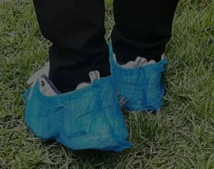 P/ 100 PATUCOS CUBREZAPATOS DESECHABLES