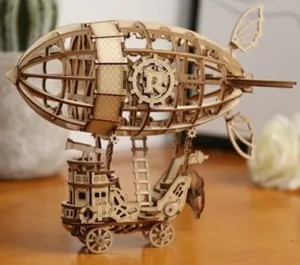 MAQUETA GLOBO DIRIGIBLE MADERA